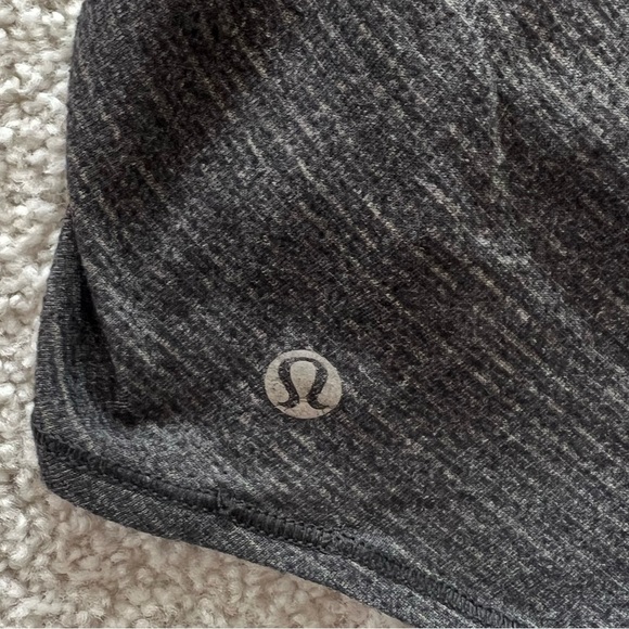Lululemon Black Strappy Tank- size 6 - Picture 4 of 5
